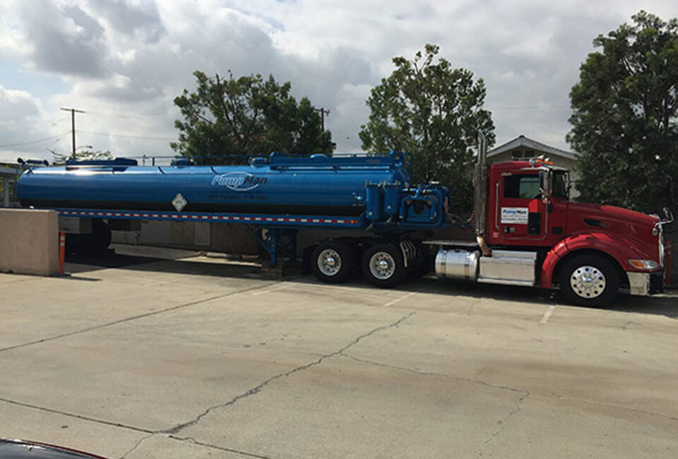 PumpMan 5040 Gallon Vacuum Tanker Semi Truck