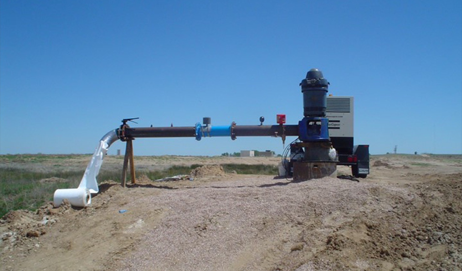 portable irrigation pump system in a field